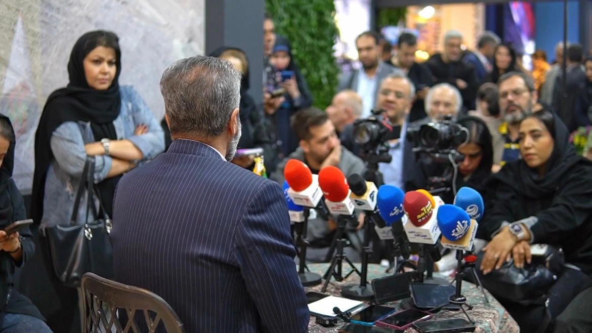 علیرضا چایچی هیات مدیره شرکت فولاد آلیاژی مرکزی بافق در متافو 1404 علیرضا چایچی هیات مدیره شرکت فولاد آلیاژی مرکزی بافق در متافو 1404