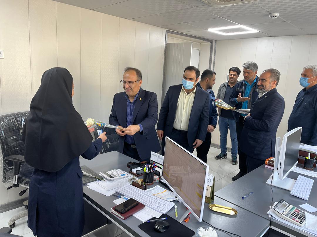 تقدیر از پرسنل حسابداری شرکت فولاد آلیاژی مرکزی بافق