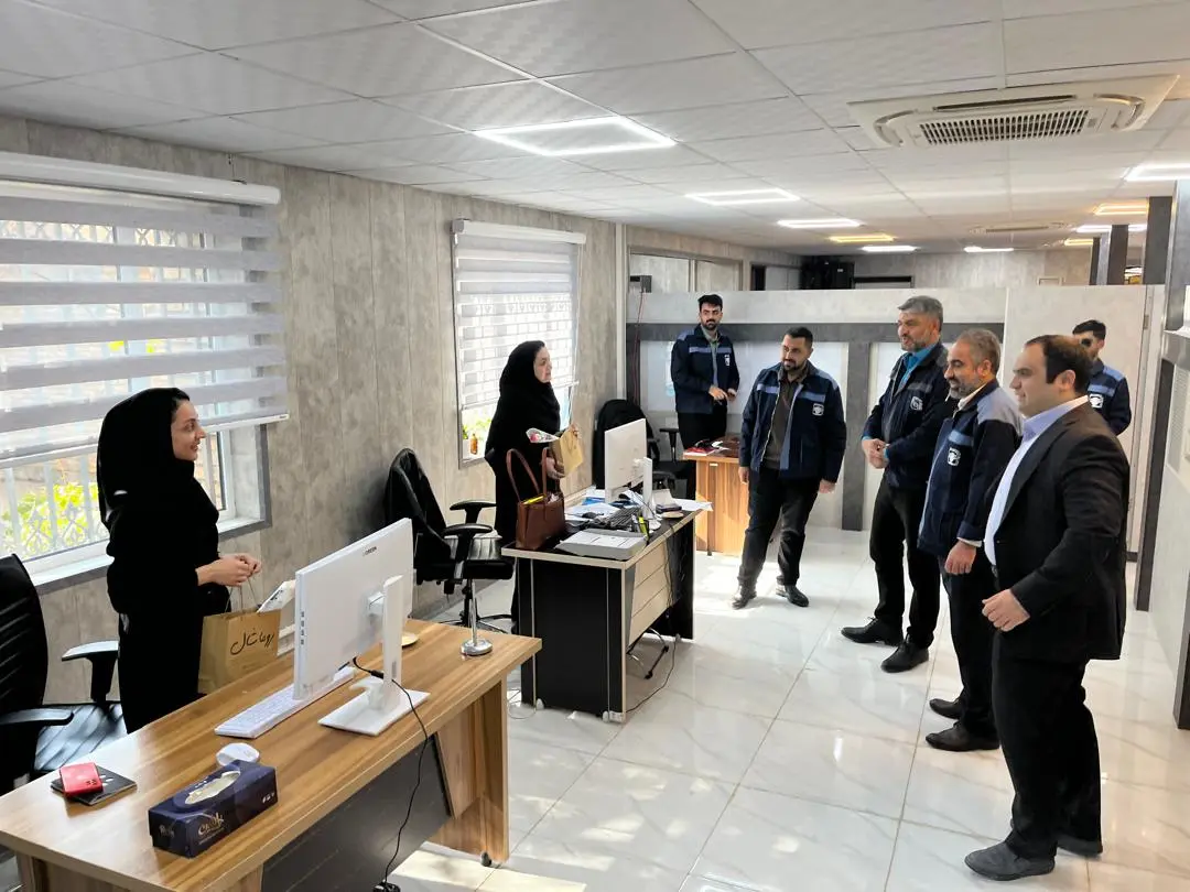 تقدیر از بانوان شرکت فولاد آلیاژی مرکزی بافق به مناسبت ولادت حضرت زهرا(س) و روز زن تقدیر از بانوان شرکت فولاد آلیاژی مرکزی بافق به مناسبت ولادت حضرت زهرا(س) و روز زن